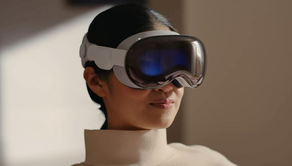 Apple Vision Pro: Reports of Hairline Cracks Emerge, Potential Manufacturing Flaw Investigated